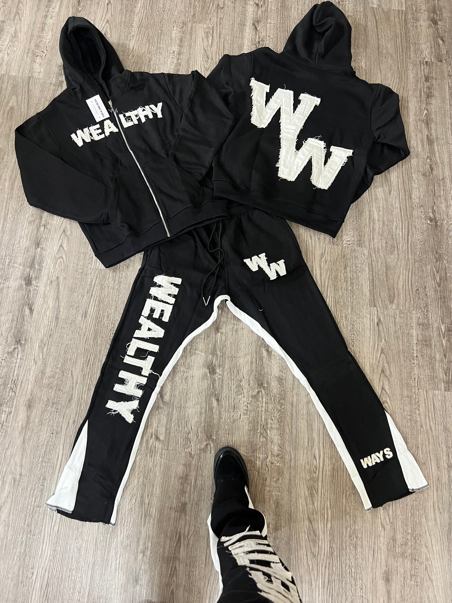 The original Tracksuit Black